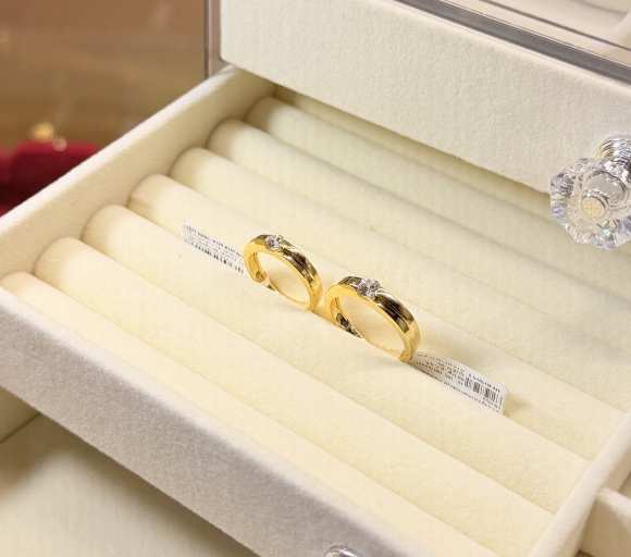 Nhẫn Đôi Phối Hột Đơn Giản 