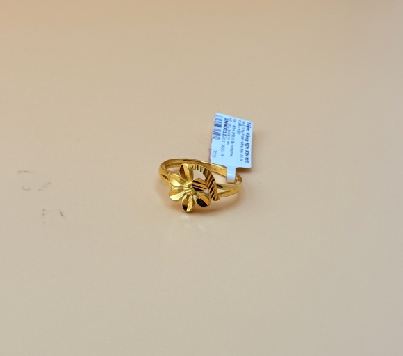 Nhẫn Kiểu Hoa 980