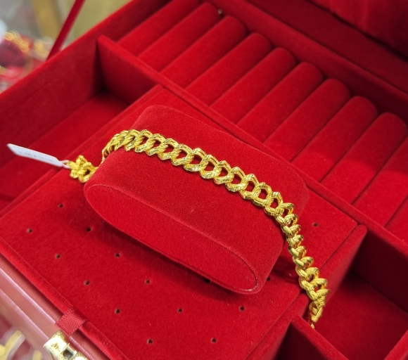 Lắc Khoen Lật - 5 Chỉ 