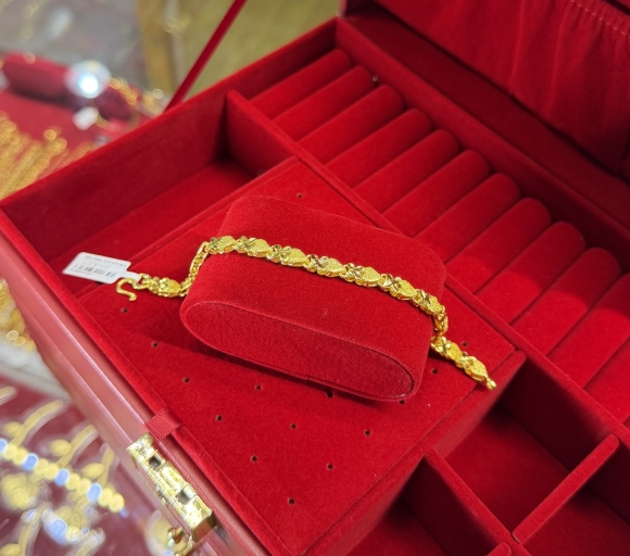 Lắc Kiểu Tim - 3 Chỉ 