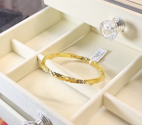 Vòng Kim Tiền Xoắn 