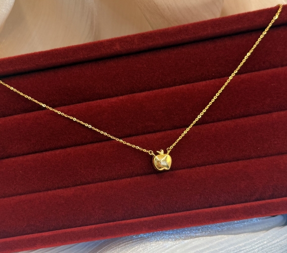 Dây chuyền liền mặt táo 