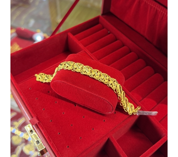 Lắc Kiểu Phối Chạm Cát 