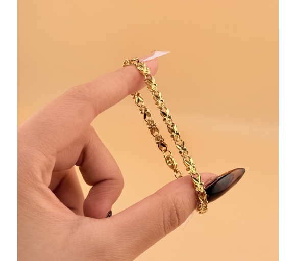 Lắc Đuôi Cá - 4L501713